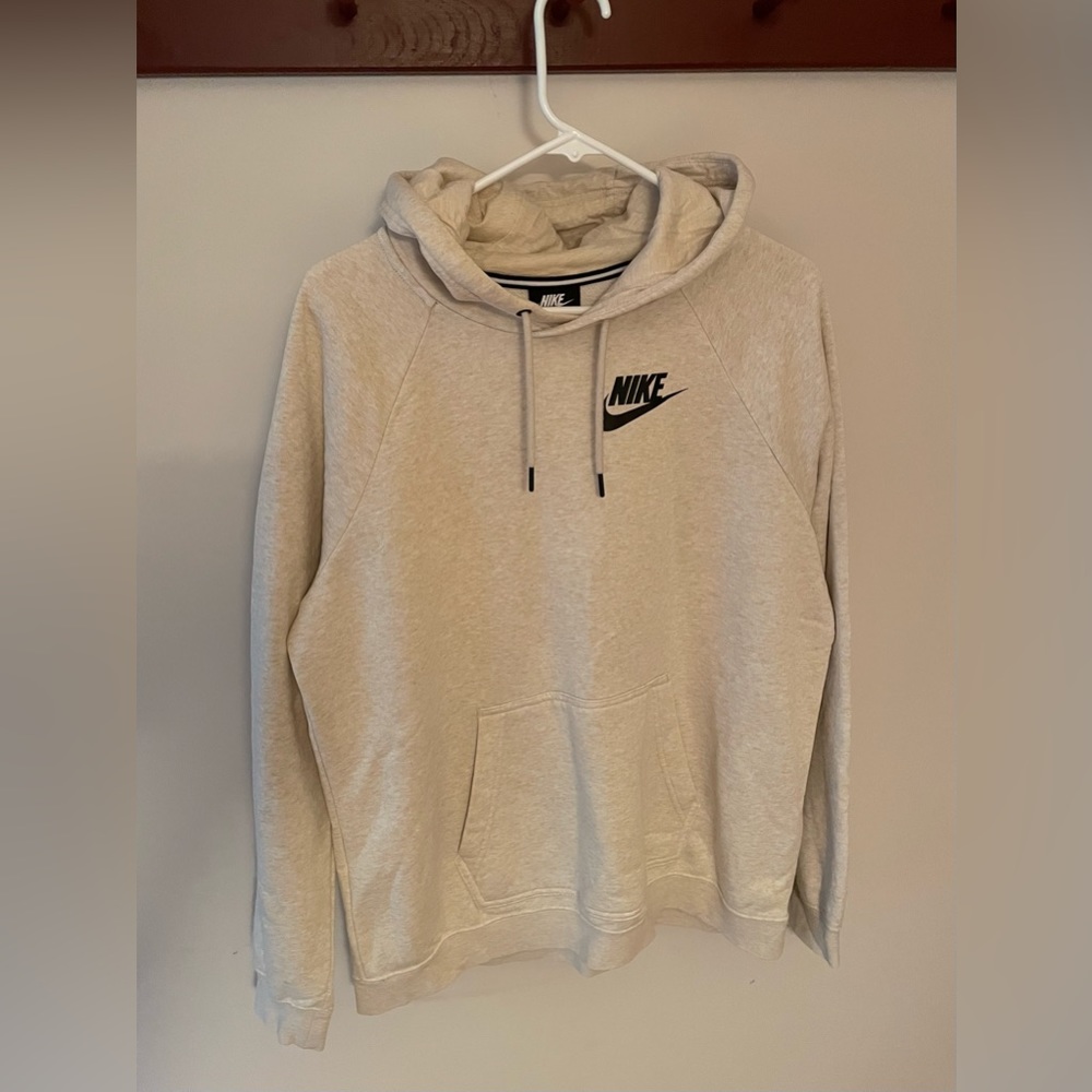 Women’s tan Nike hooded sweatshirt size large good condition